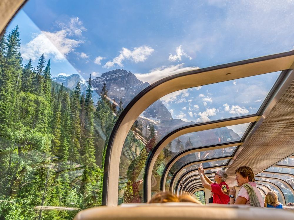 Alaska Railroad GoldStar dome car